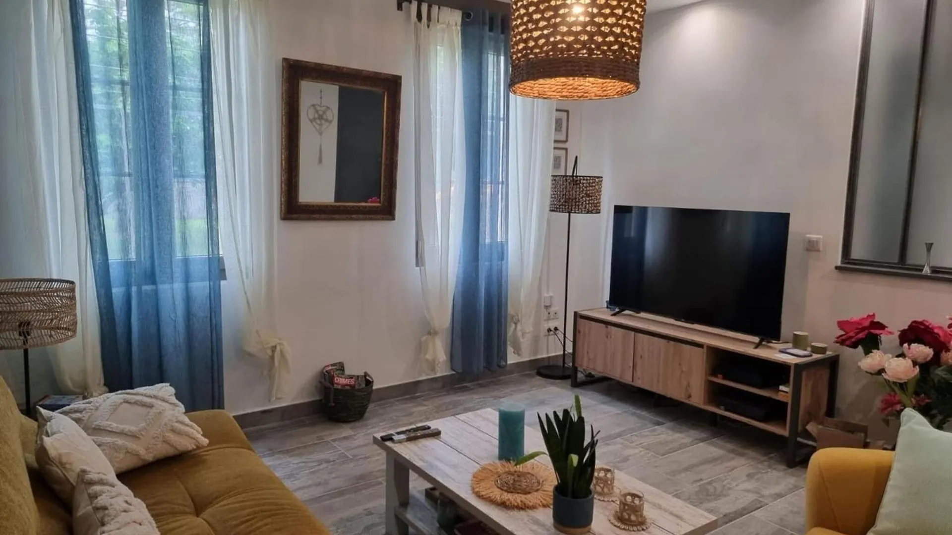 Holiday home Charming Holiday House With Private Pool, Maillane