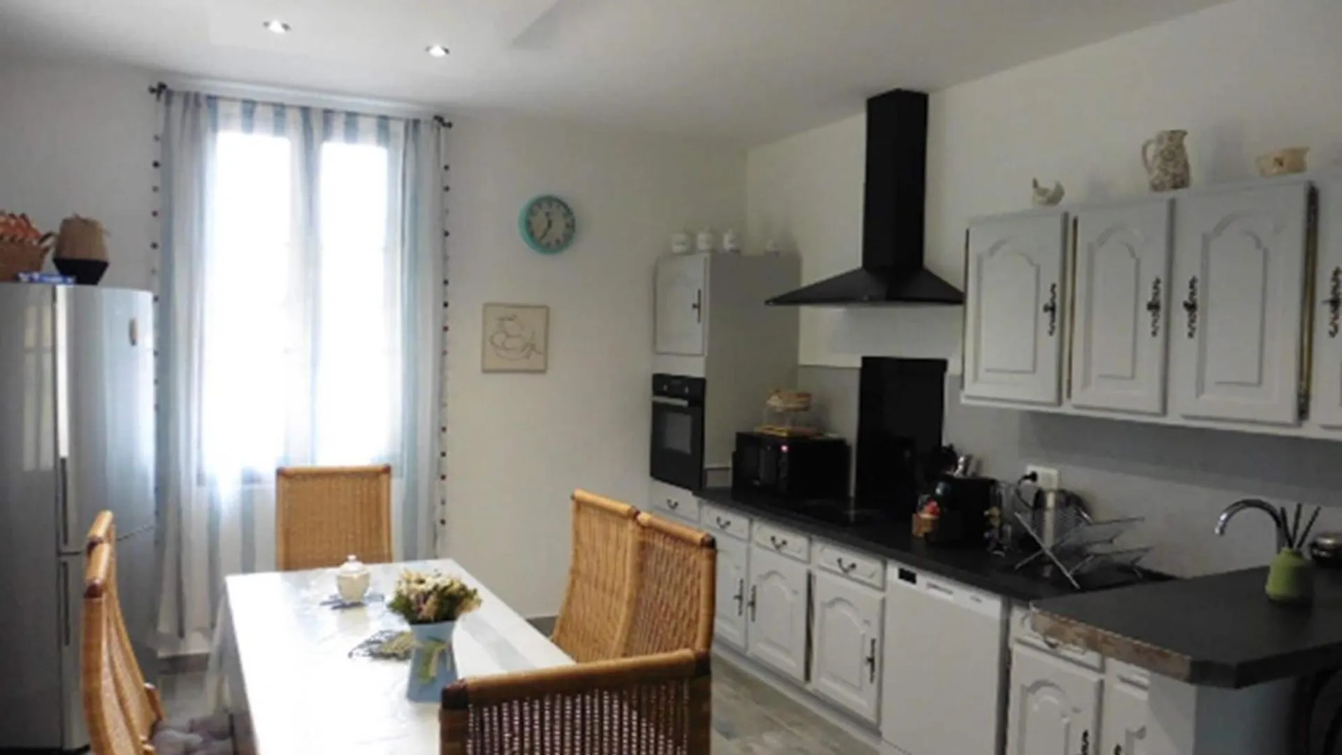 Charming Holiday House With Private Pool, Maillane